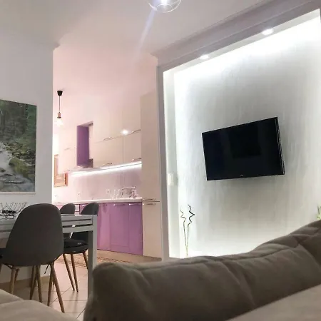 Luxury Next To The Sea Apartament *