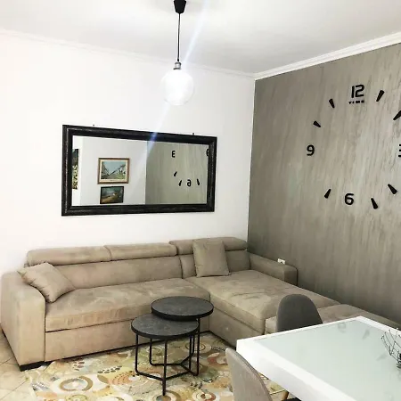 Luxury Next To The Sea Apartament Wlora