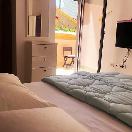 Luxury Next To The Sea Apartment *